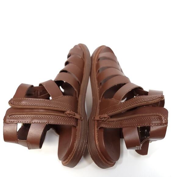 Time And Tru Brown Gladiator Sandals Size 6 Womens Tiny Flaw - Picture 9 of 11